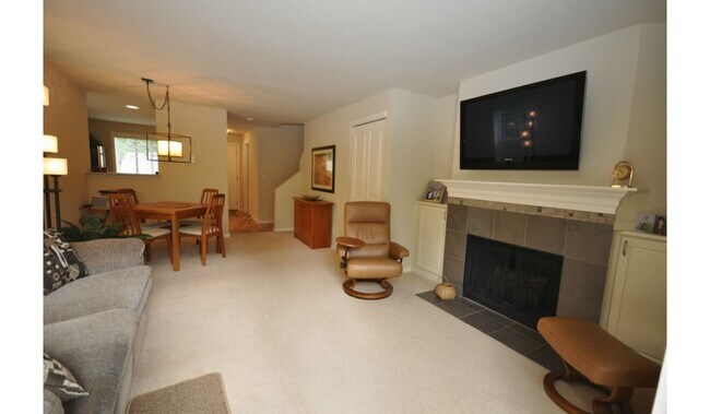 Building Photo - 16101 Bothell Everett Hwy