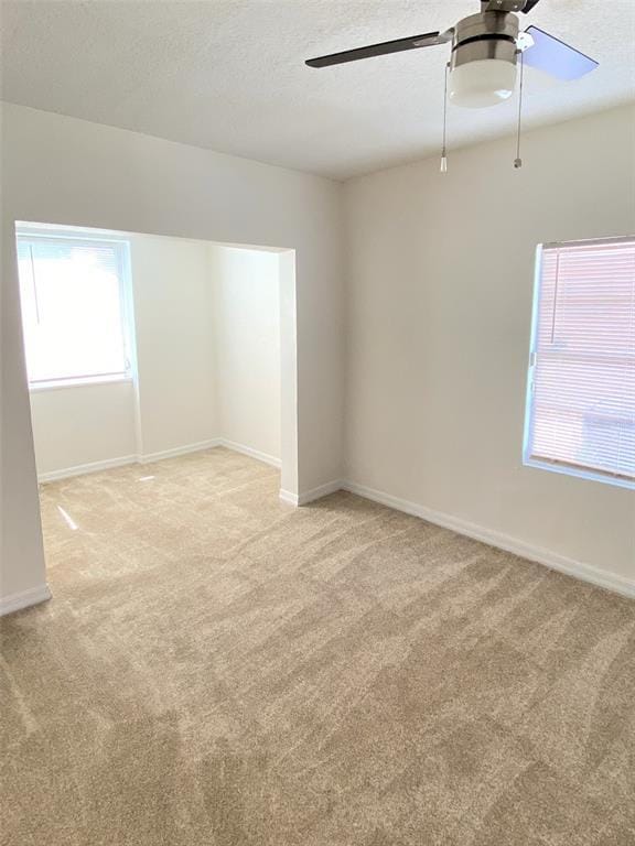 Foto del edificio - 275 N Capen Ave