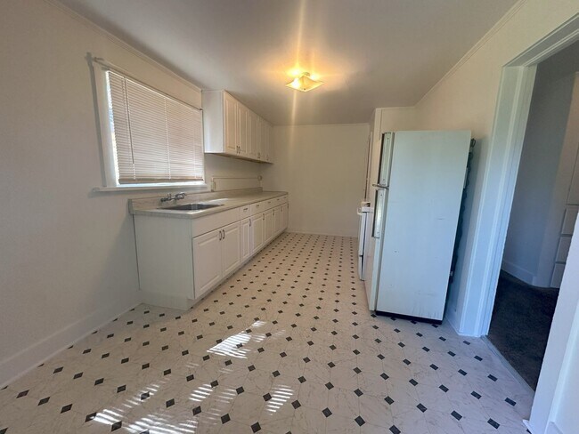 Foto del edificio - 2 BD, 1 BA cottage
