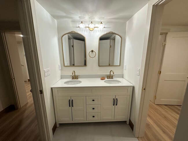 Building Photo - 3139 Benton St