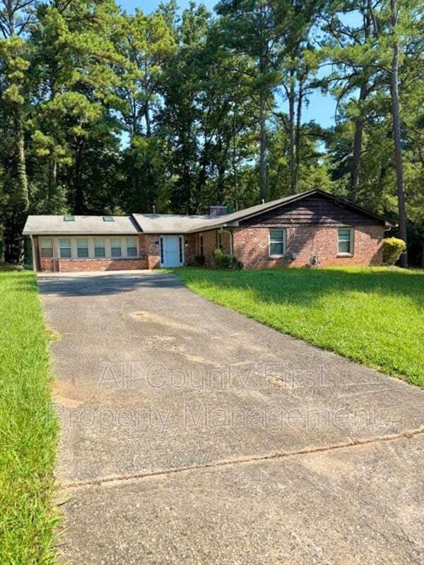 Building Photo - 170 Port Antonio Ct SW