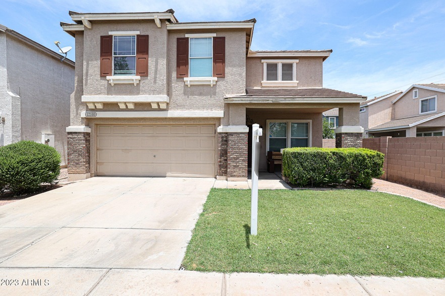 Primary Photo - 12166 W Yavapai Ln