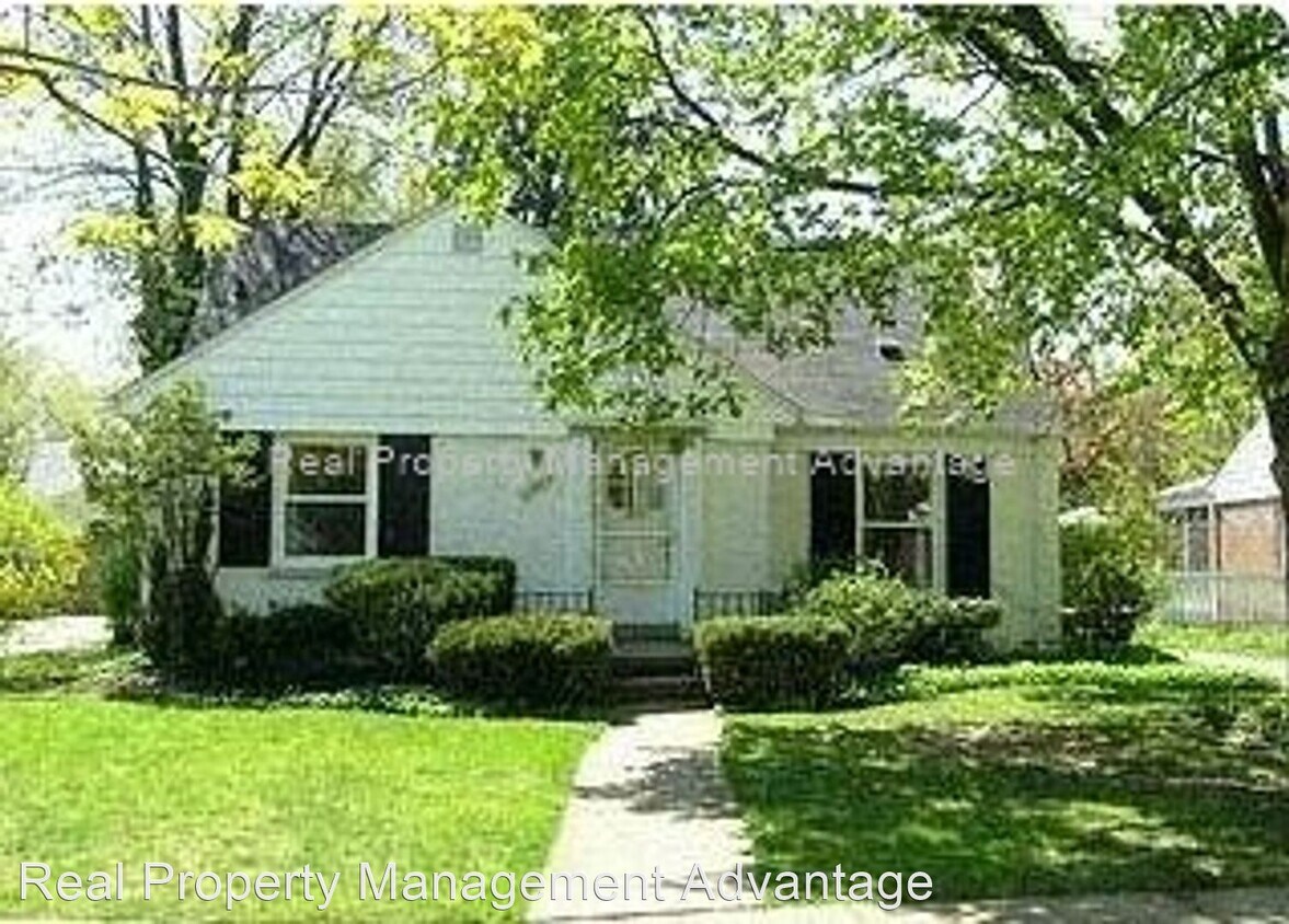 3 br, 2 bath House 13329 Kingston Ave. House Rental in Huntington