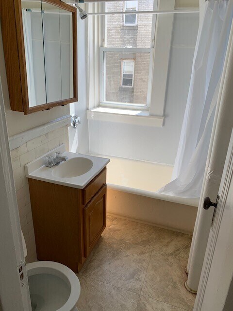 Building Photo - 1195 Boylston St