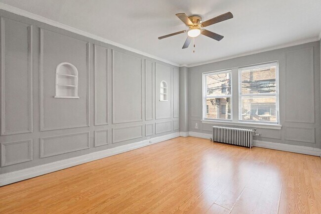 Foto del edificio - 434 W Wellington Ave