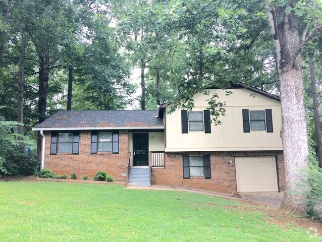 Building Photo - 846 Raintree Way SE
