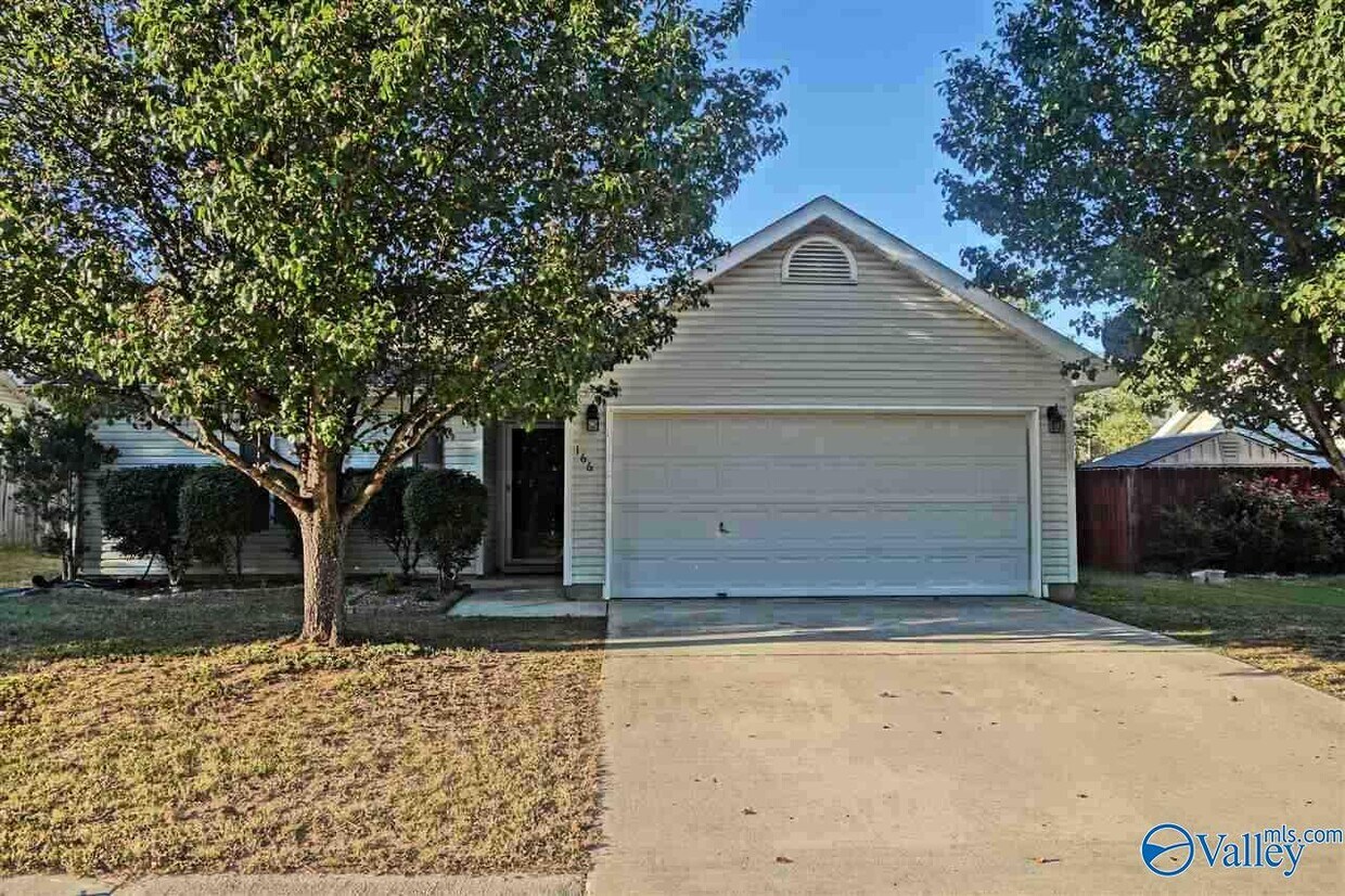 Foto principal - 166 Sandy Hollow Dr NW