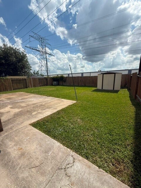Foto del edificio - 17335 Osprey Forest Dr