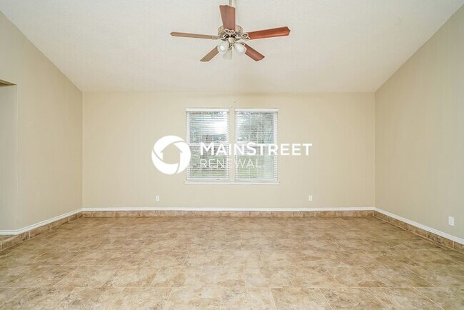 Foto del edificio - 3 Bedroom Pet-Friendly Home in Arlington, TX with Main Street Renewal