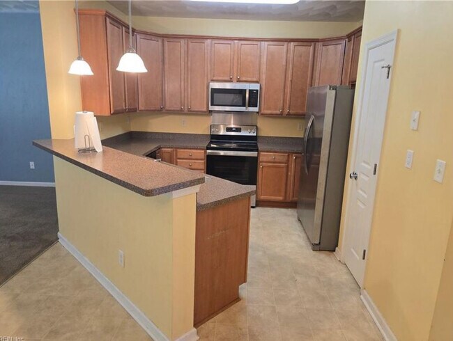 Building Photo - 1170 Gunn Hall Dr