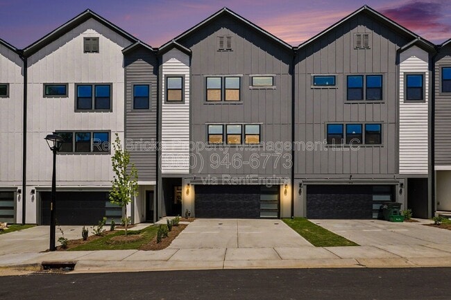 Foto del edificio - 7920 Sansom Cir