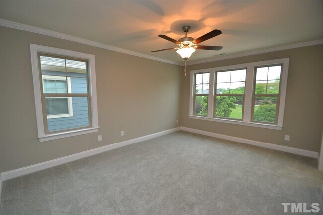 Foto del edificio - 1440 Providence Green Ln