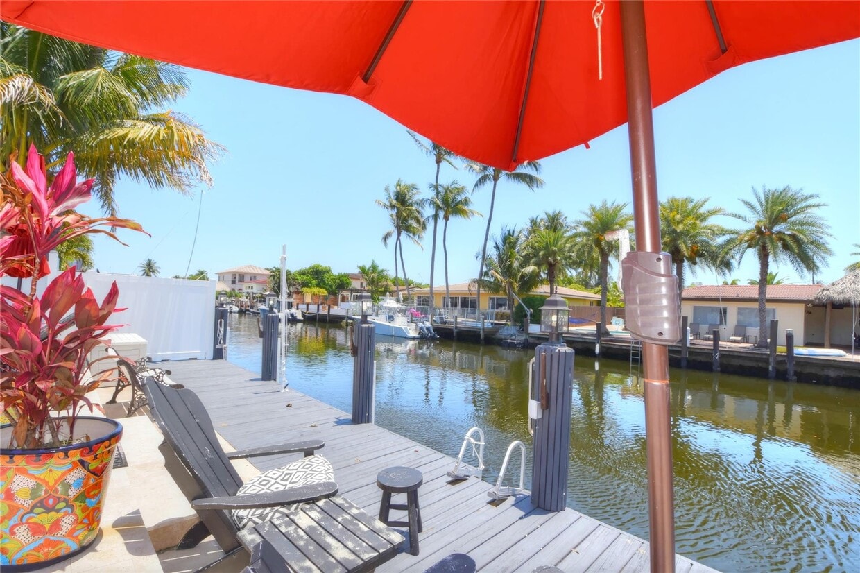 Foto principal - 2228 SE 10th St