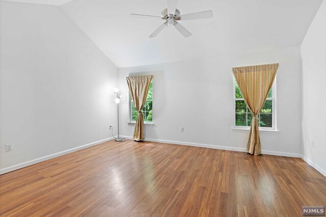 Foto del edificio - 1188 Chedworth Cir