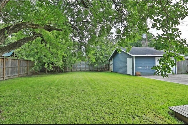 Foto del edificio - 4625 Willow St