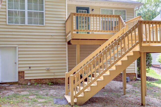 Foto del edificio - WILLIAMSBURG COMMONS