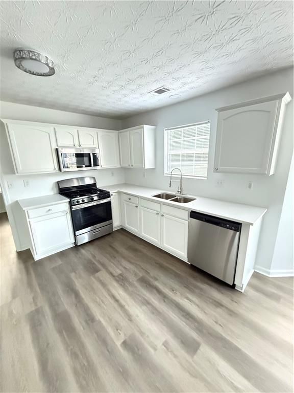 Building Photo - 970 Harbins View Dr