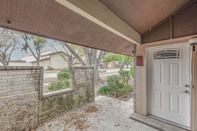 Foto del edificio - 12543 Wellington Park Dr