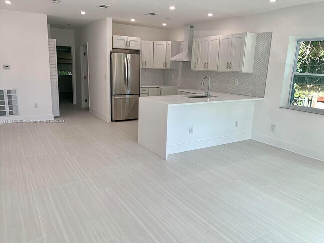 Foto del edificio - 1711 SW 21st Terrace
