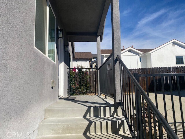 Foto del edificio - 4639 La Crescenta Ave