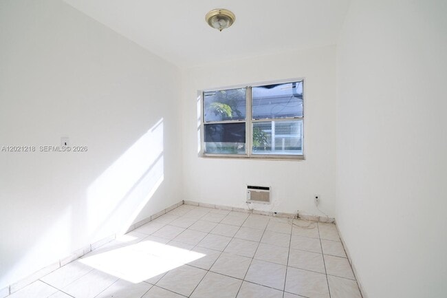 Foto del edificio - 770 83rd St