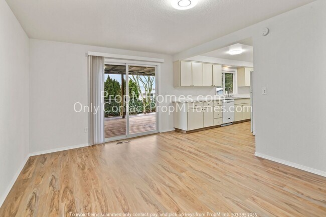 Building Photo - Welcome Home to Reedville Bliss!