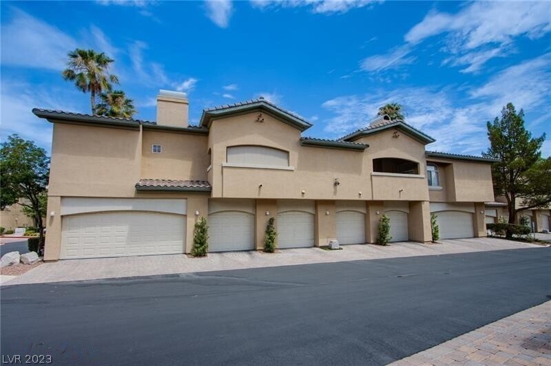 Building Photo - 8736 Red Brook Dr