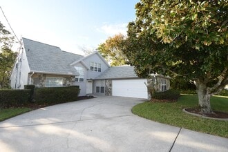 Building Photo - 44 Cormorant Ct