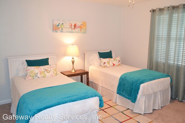 Foto del edificio - 902 Darling Ave