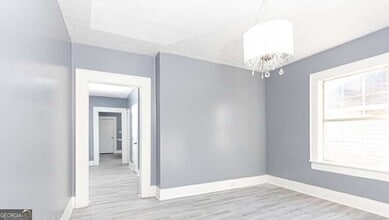 Building Photo - 420 N 2nd St