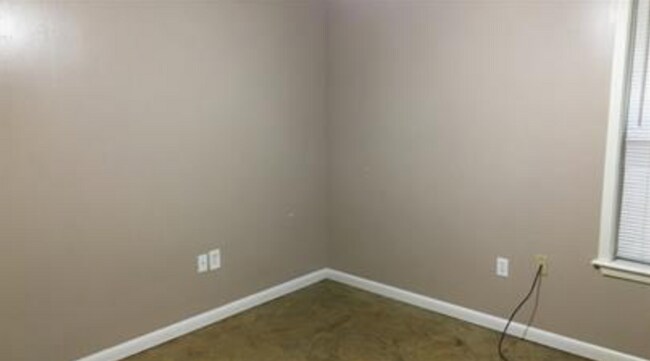 Foto del edificio - 1001 Saratoga St