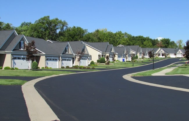 Building Photo - Cottage Grove Townhomes