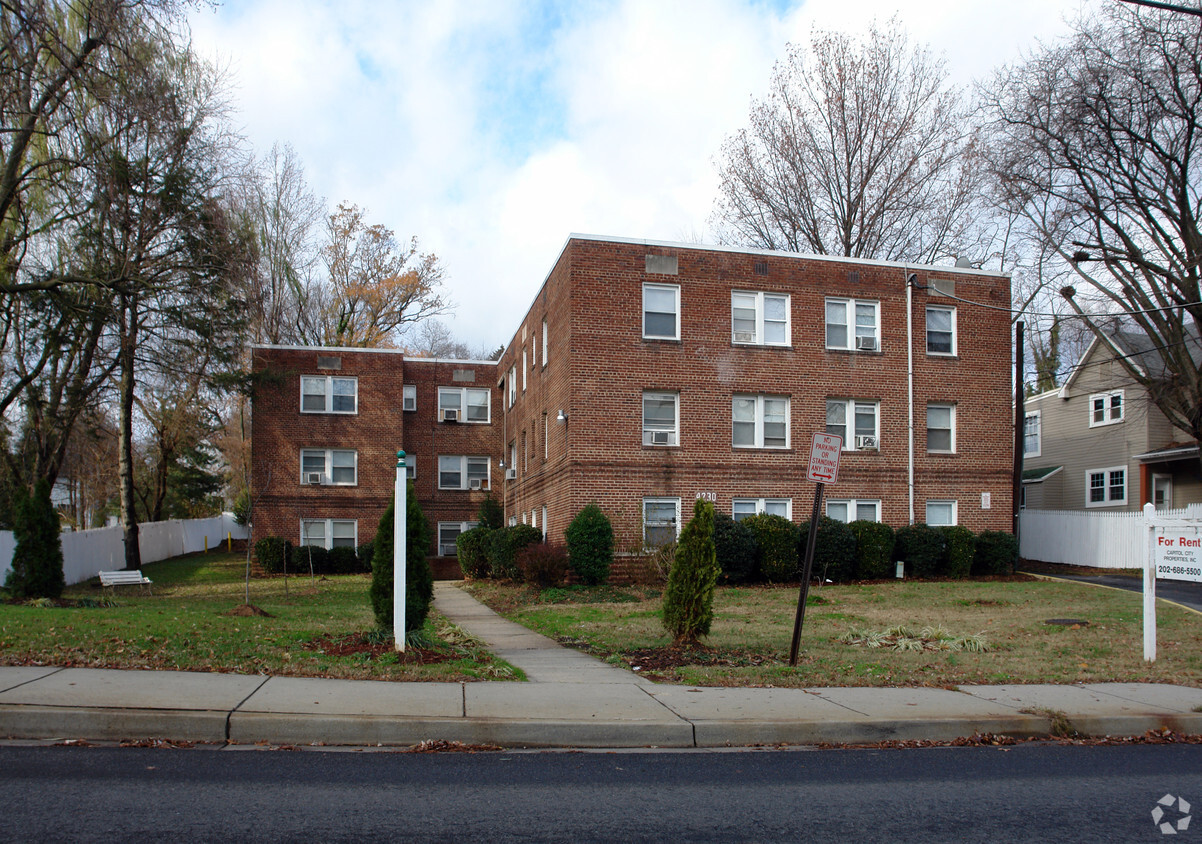 Foto del edificio - Bunker Hill Apartments