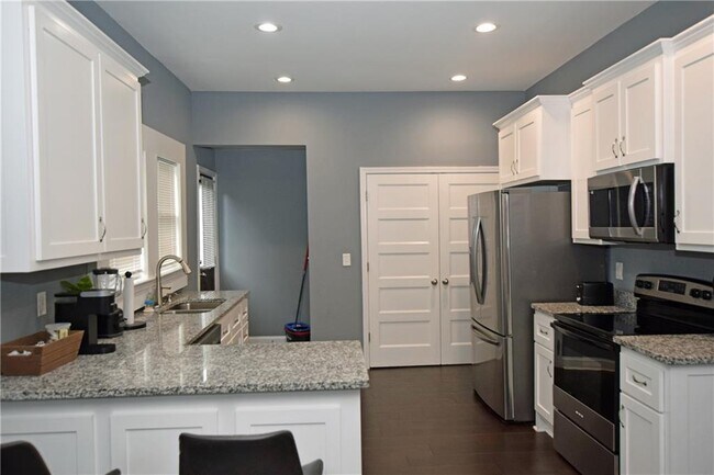 Foto del edificio - 508 Lawton St SW