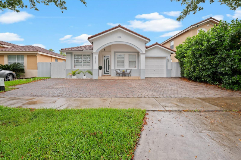 Foto principal - 24044 SW 107th Ct