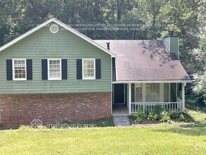 Building Photo - 100 Parkcreek Ct