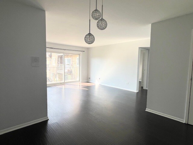 Foto del edificio - 9430 Bay Colony Dr