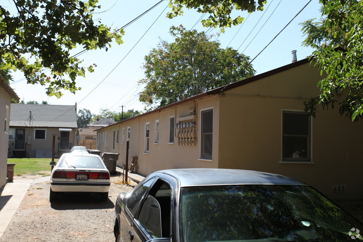 Foto del edificio - 229 6th St