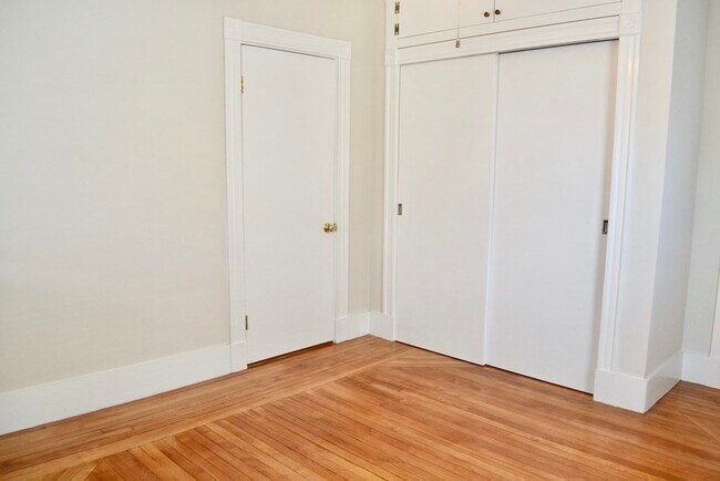 Building Photo - 65 Wheatland St