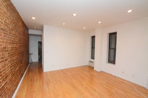 Foto principal - 1296 Lexington Ave
