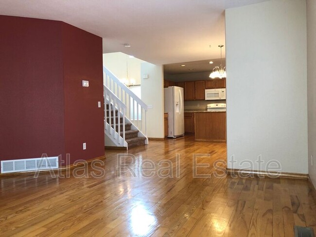 Building Photo - 1316 S Alton Ct