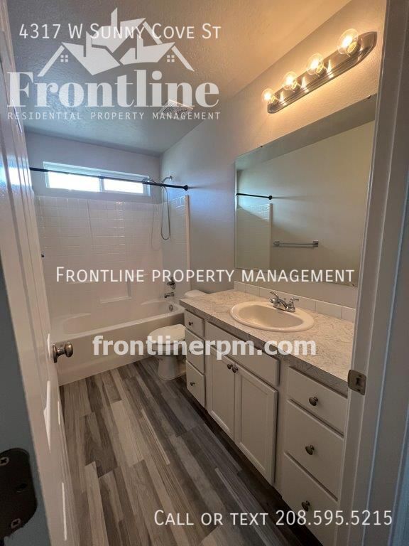 Foto del edificio - 4317 W Sunny Cove St