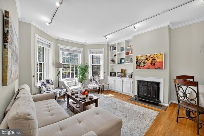 Foto del edificio - 1747 Church St NW