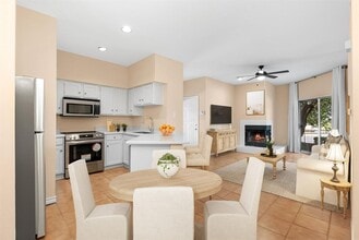 Building Photo - 2450 Wickersham Ln