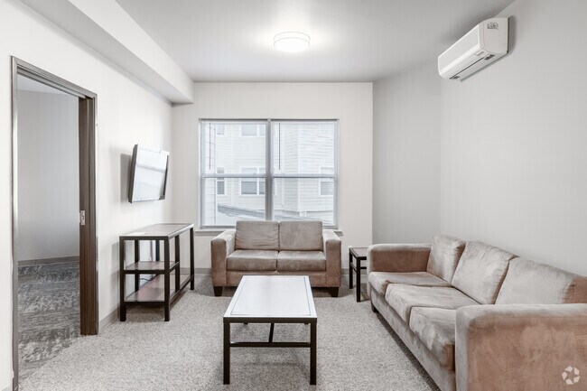 2BR, 2BR - 800SF - 2x2 - Living Room - Union at Midtown