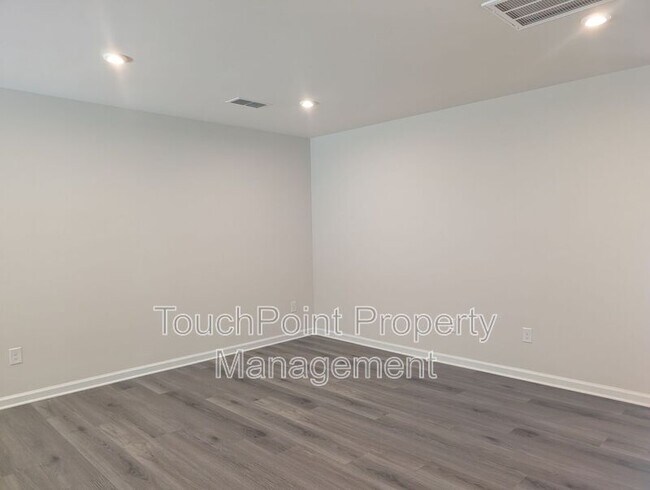 Building Photo - 2019 Stephens Farm Dr