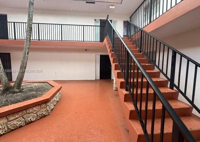 Building Photo - 321 SW 1st Ct