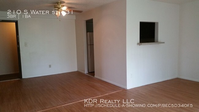Foto del edificio - 3Br 1 Ba apartment . MUST SEE !!! (Olathe)