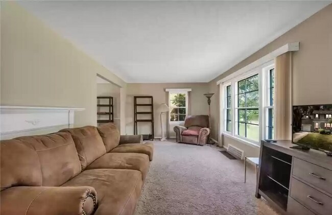Foto del edificio - 3490 Edison Rd