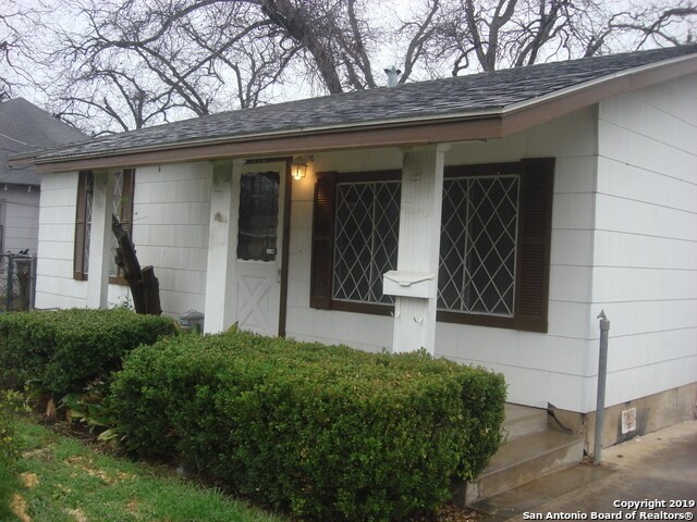 Building Photo - 812 Prado St